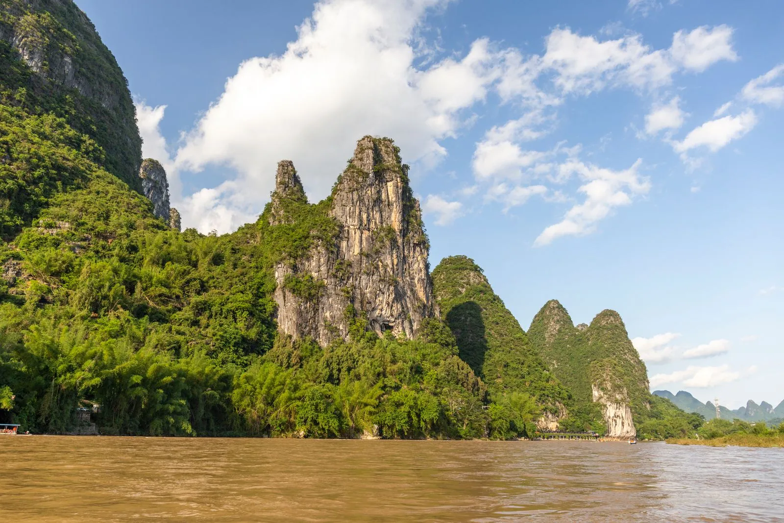 Karst mountains reflected in the Li River near Guilin and Yangshuo